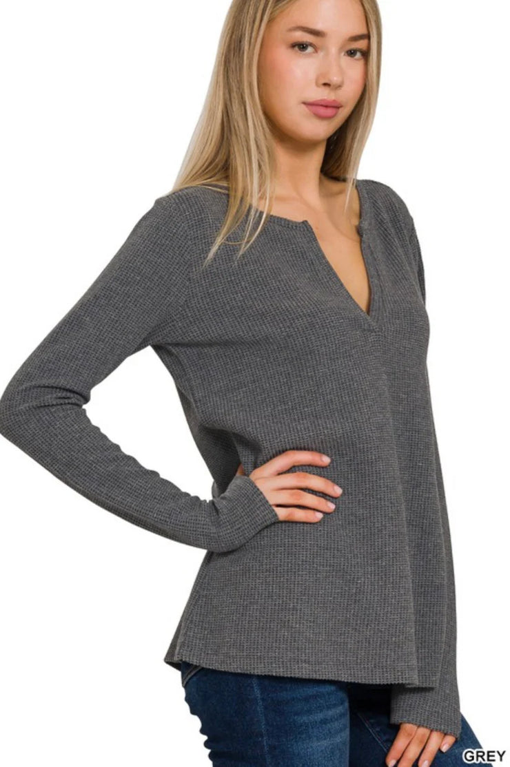 Mellow - Waffle V-Neck - Multiple Colors - Top