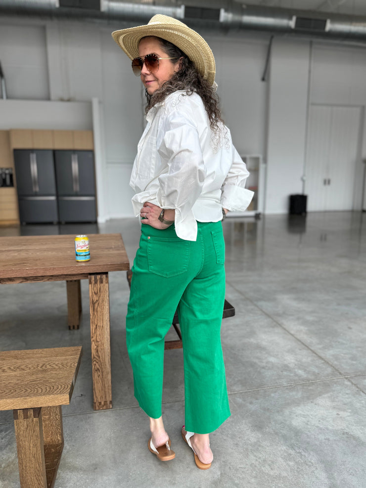 Essential White Oxford Shirt – Oversized Fit with Statement Cuffs