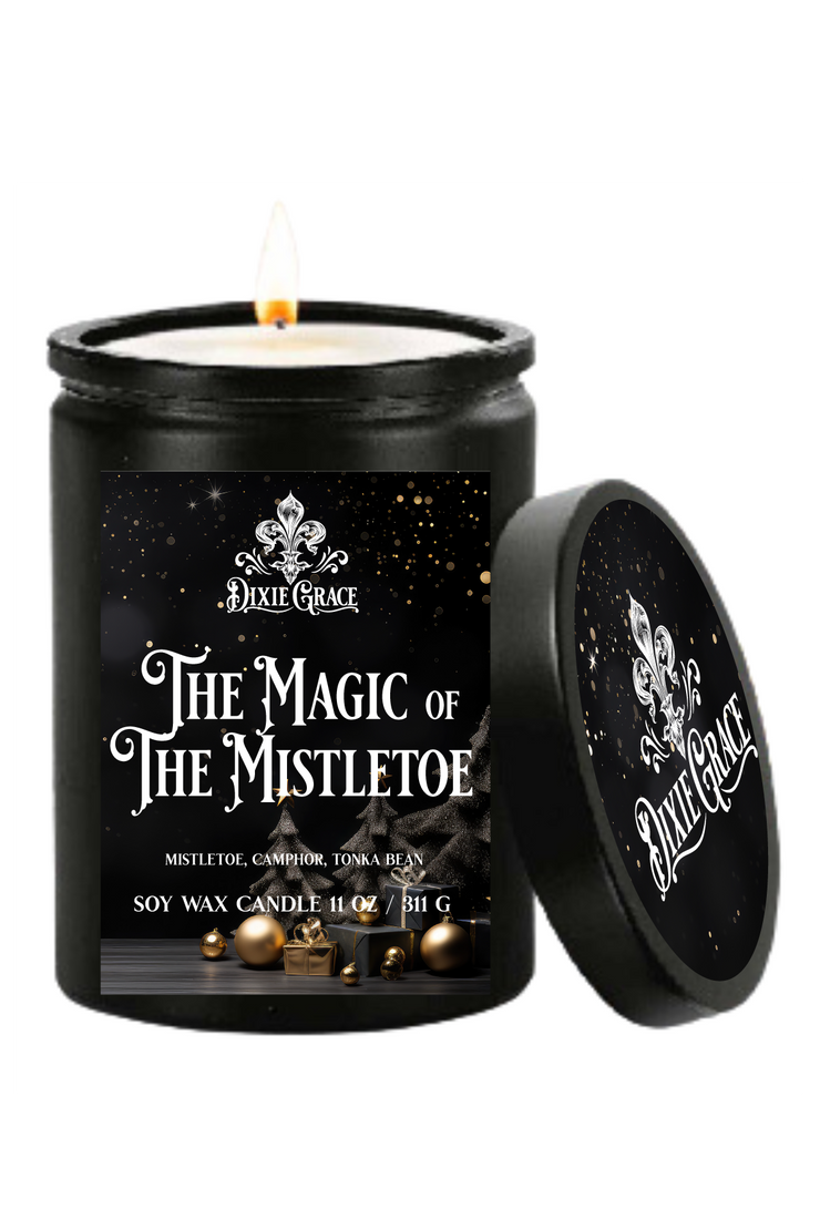 The Magic of the Mistletoe - 11 oz Glass Candle - Cotton Wick