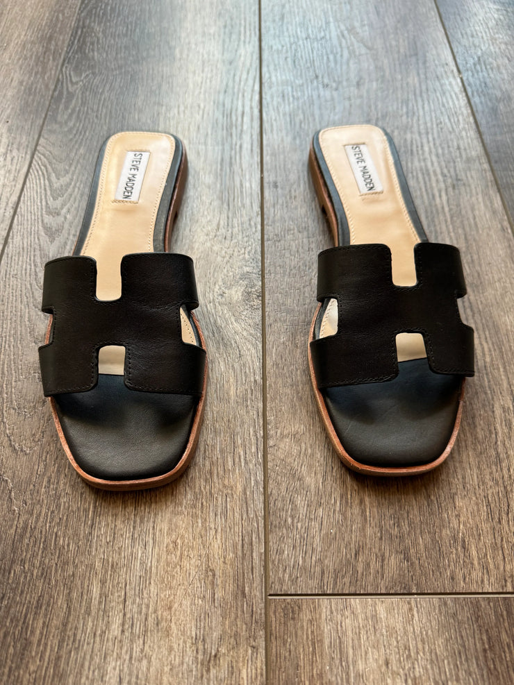 Hadyn - Black Slides - Sandals