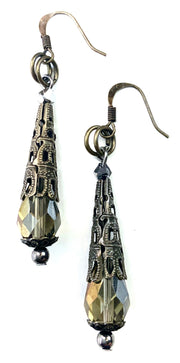 Agatha - Glass Teardrop - Filigree - Vintage - Earrings